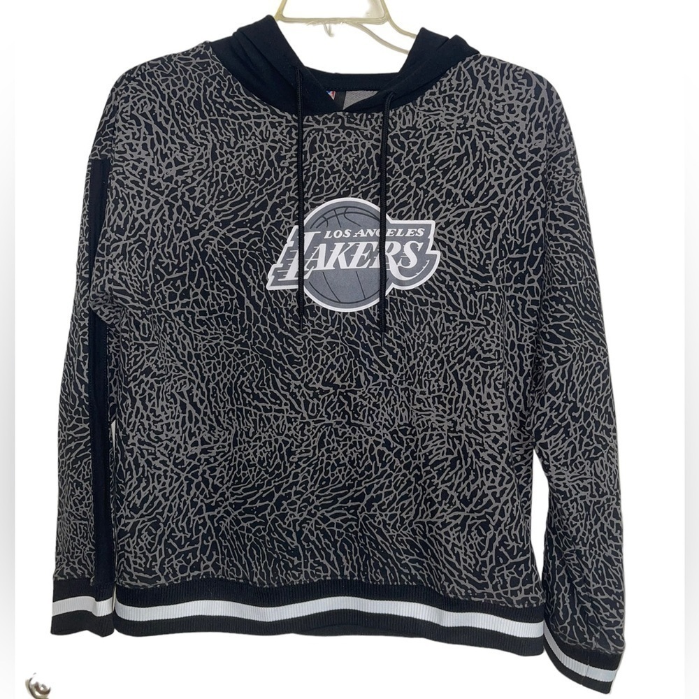 NBA LA Lakers Hoodie. Size medium. EUC - Picture 3 of 15